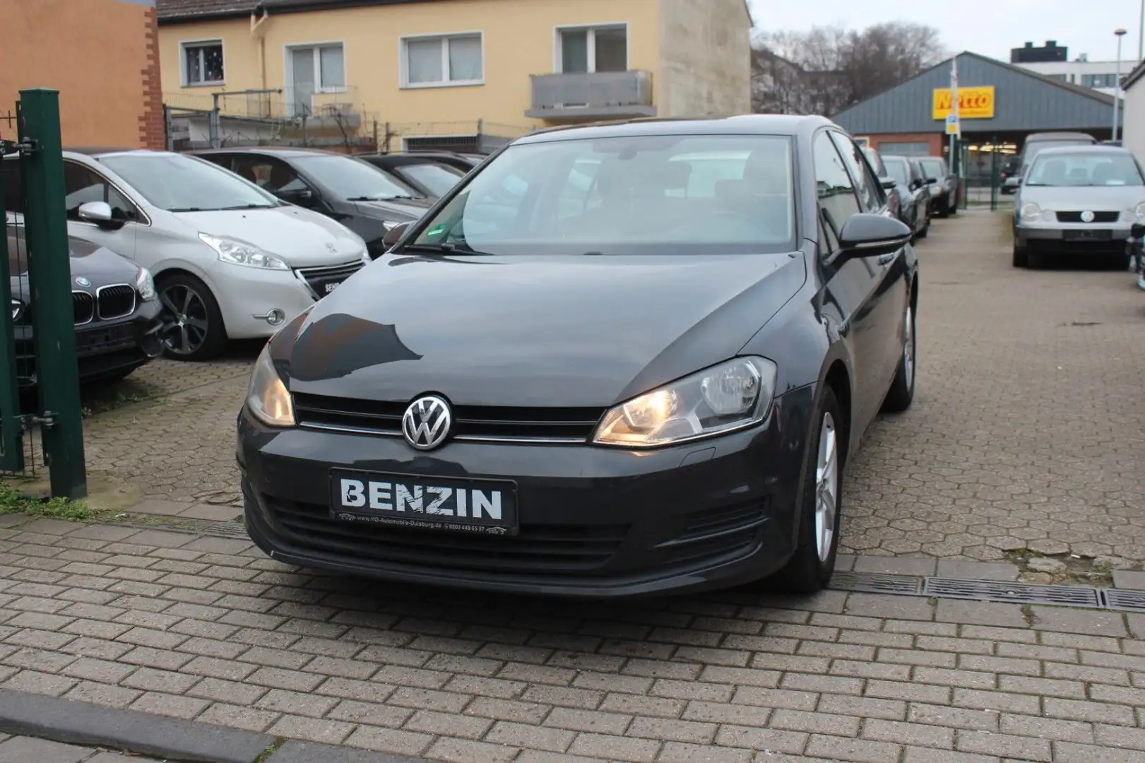 Volkswagen Golf VII Lim. 1.4 103KW/Navi/Pdc V+H/Klimaaut. Gris - 1