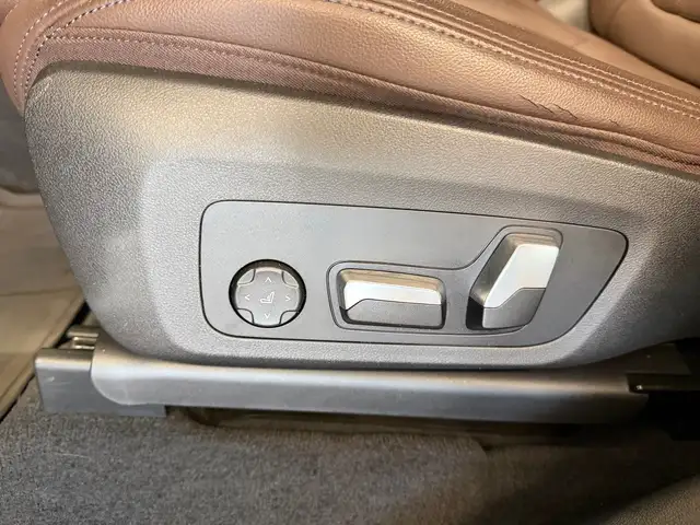 BMW X3 view 6