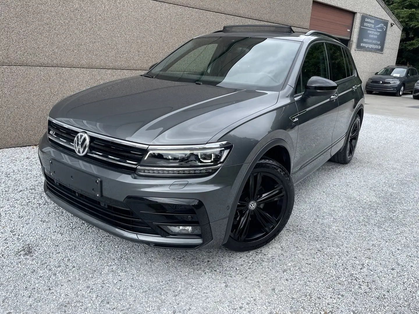 Volkswagen Tiguan Tiguan R-line DSG 2020 Grigio - 2