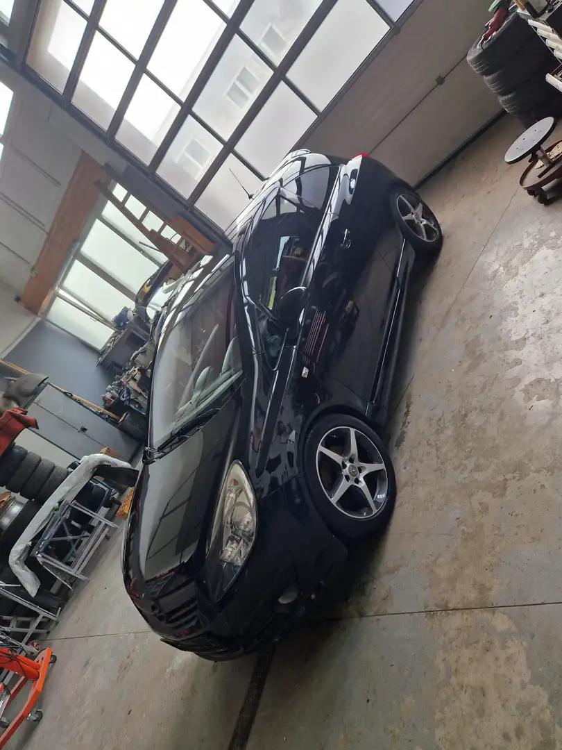 Opel Corsa 1,6 Turbo GSI Schwarz - 2