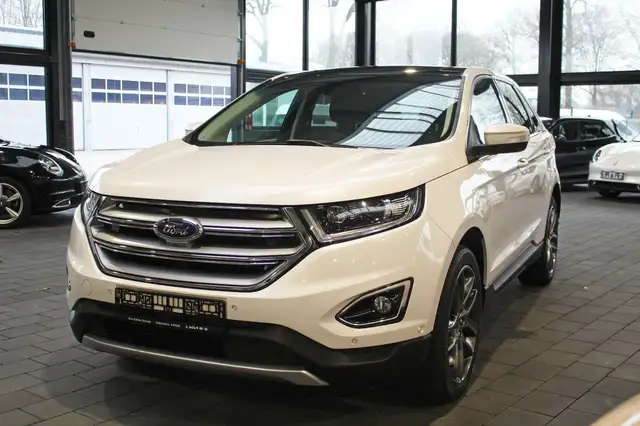 Ford Edge Titanium 4x4(PANO, Business Paket, Leder)