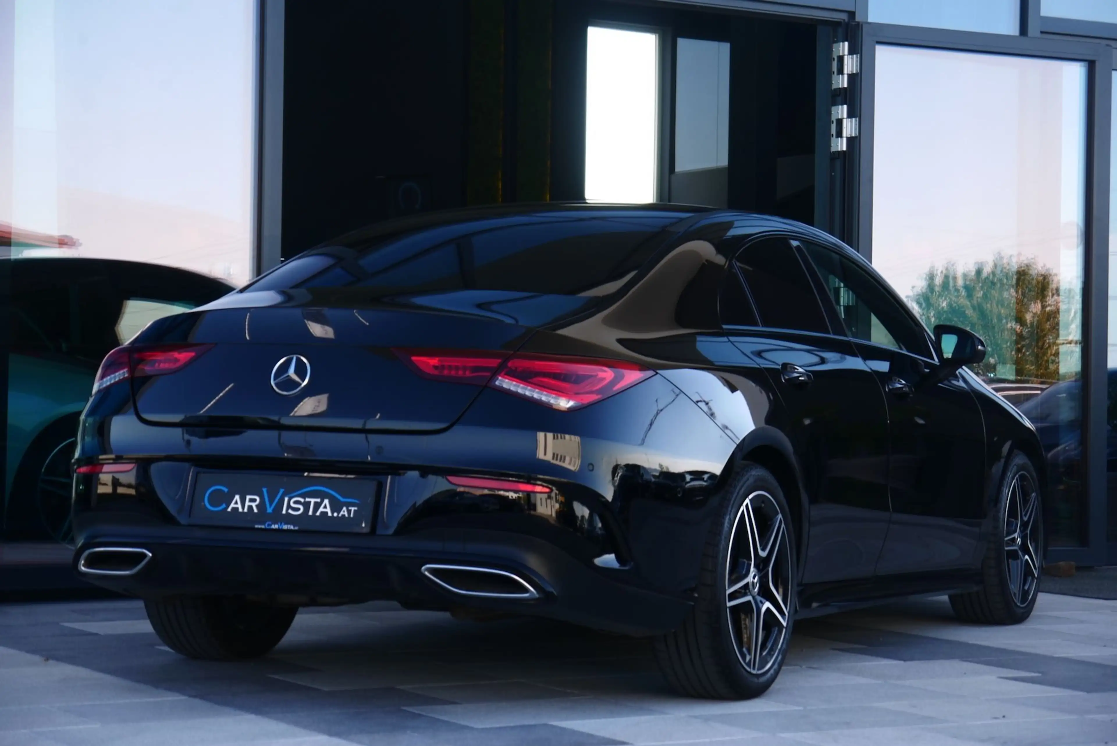Mercedes-Benz CLA 220 d AMG Line Aut. *Panorama-Widescreen* — photo 8