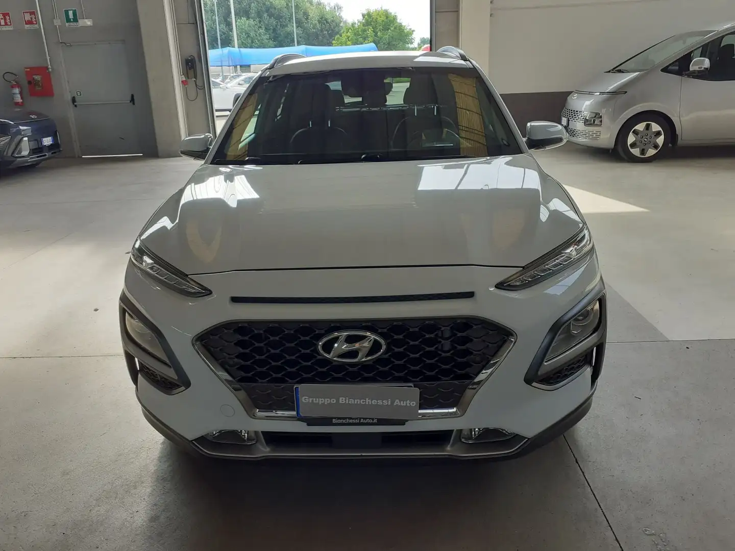Hyundai KONA 1.6 CRDI 136 CV DCT Xpossible Bianco - 2