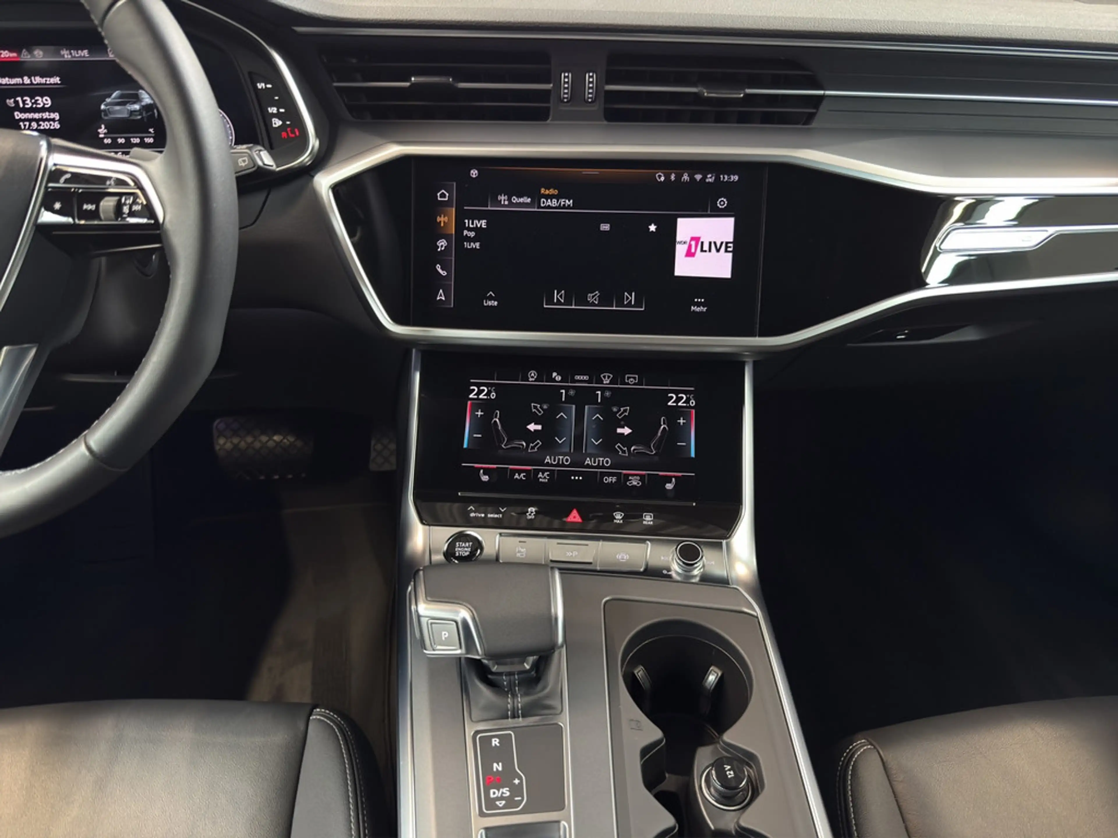 Audi A6 Avant 50 TDI quattro S line AHK+Matrix+Pano — photo 12