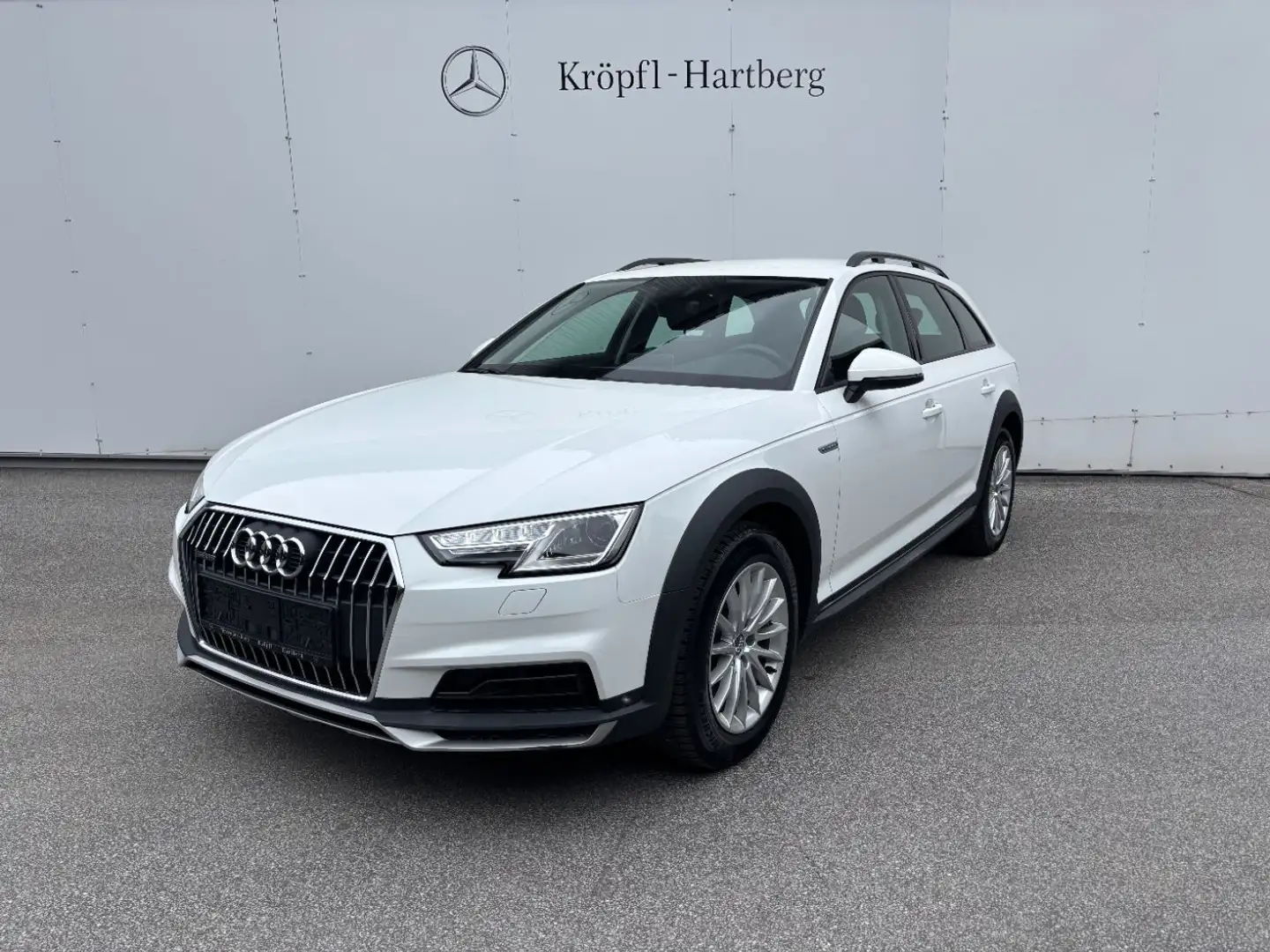 Audi A4 allroad 2.0 TDI Quattro Weiß - 2