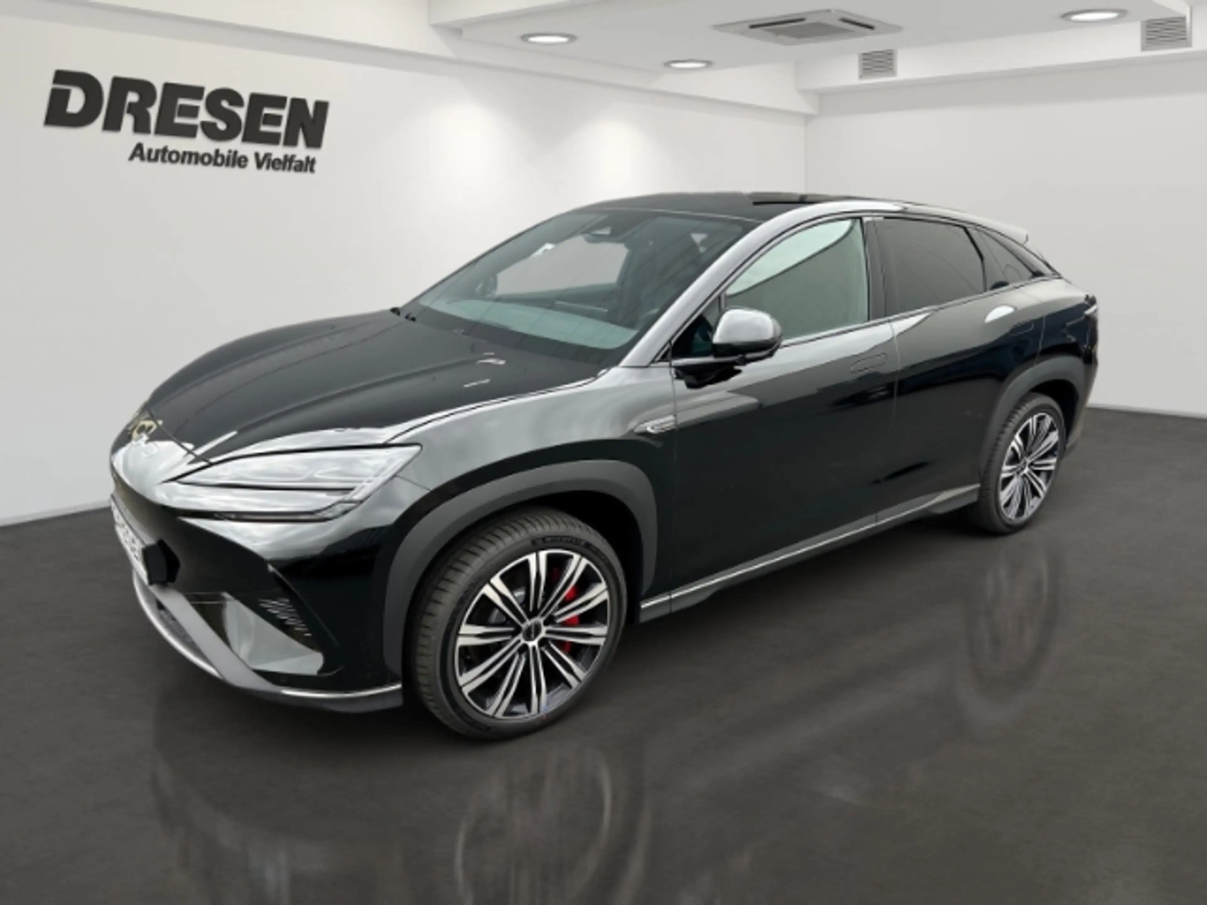 BYD Sealion 7 Design AWD elektr. Heckklappe/Sitzheizung/Navi/Pan — photo 2