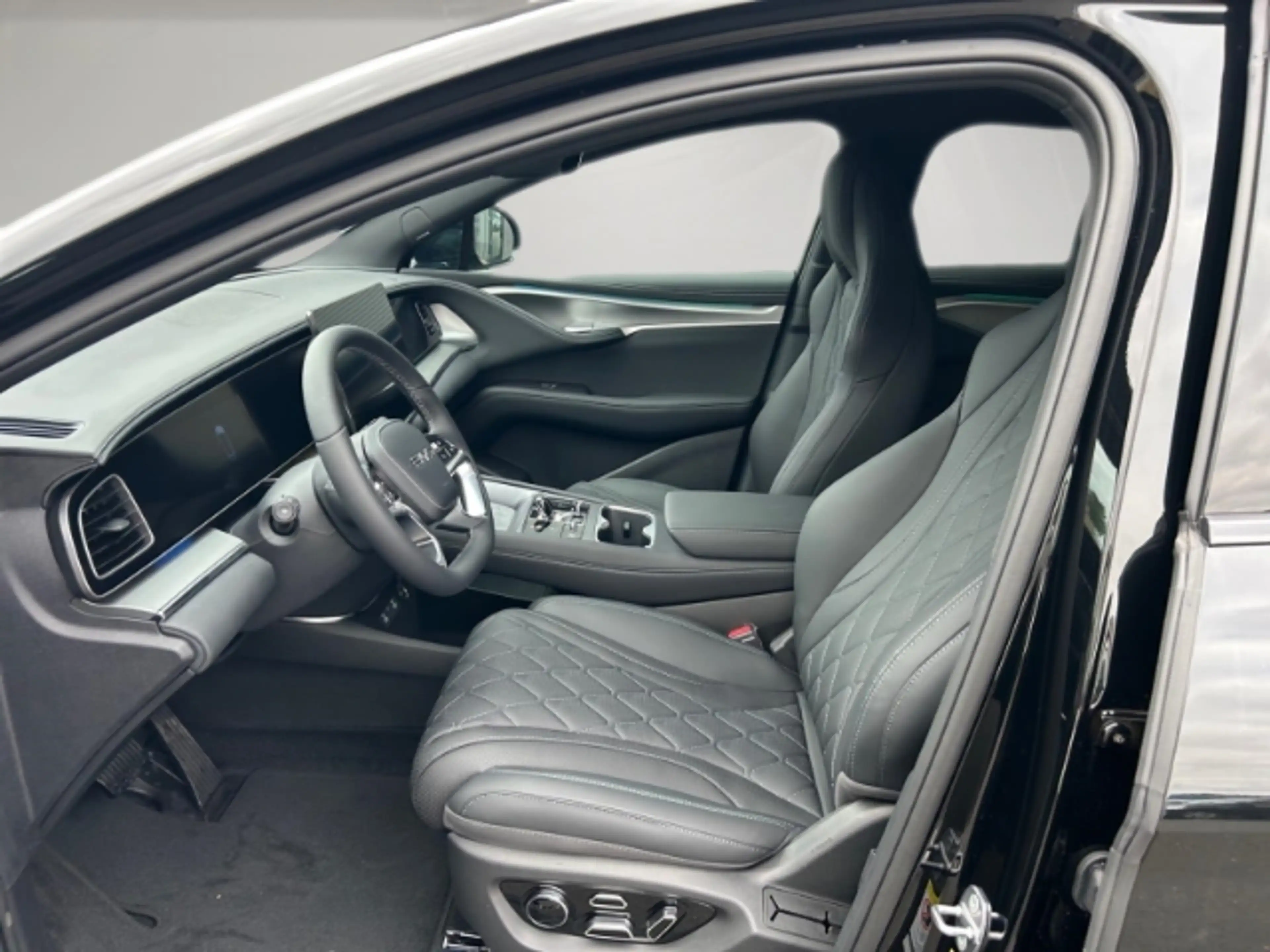 BYD Sealion 7 Design AWD elektr. Heckklappe/Sitzheizung/Navi/Pan — photo 8