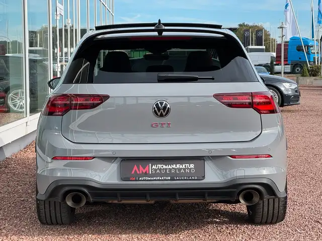 Volkswagen Golf view 11