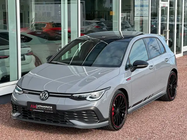 Volkswagen Golf view 4