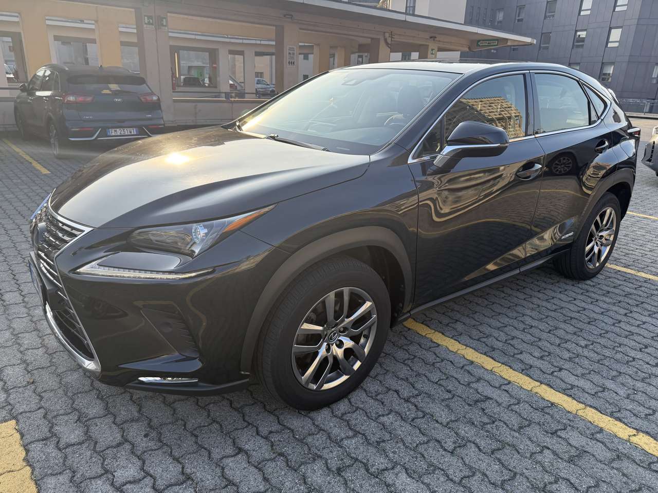 Lexus NX 300h PREMIUM HYBRID 4WD 4x4 AWD