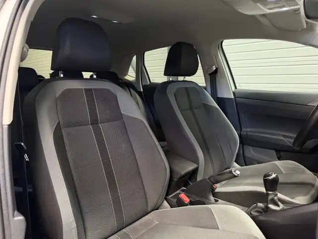 Volkswagen Polo view 13