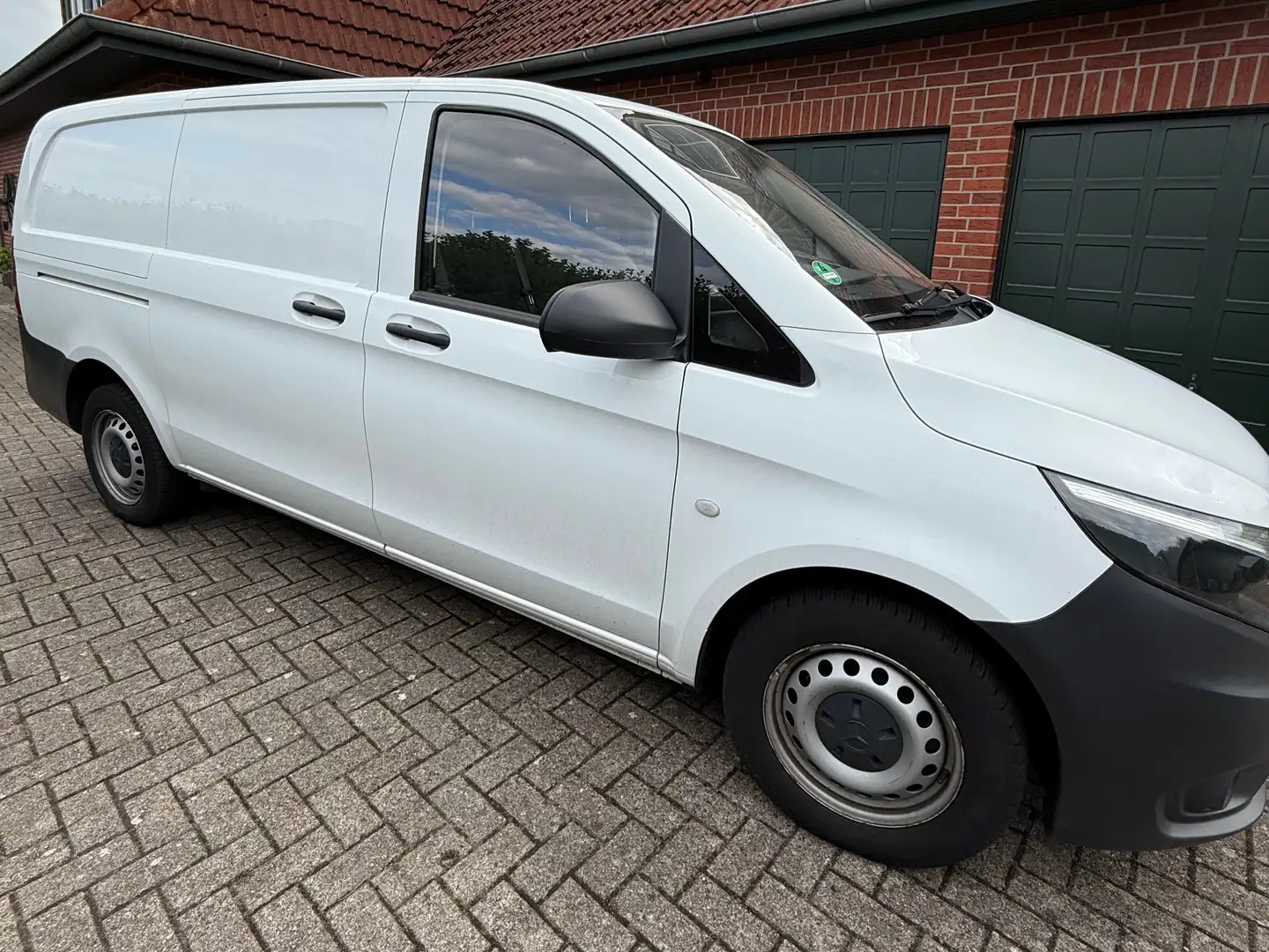 Mercedes-Benz Vito Vito 109 CDI Lang Weiß - 2