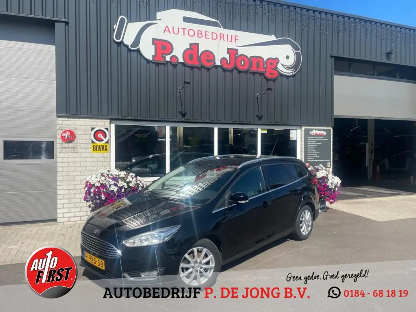 Ford Focus 1.0 TITANIUM EDITION Zwart - 1