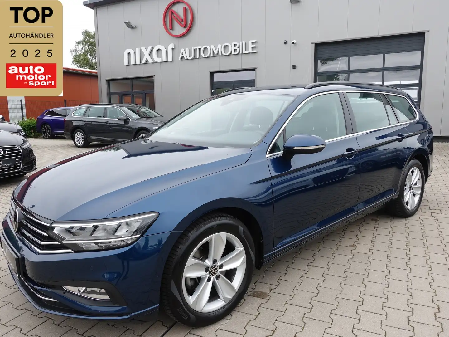 Volkswagen Passat Variant 2,0 TDI Variant Business DSG/AHK/DigiTaco/Memory Blau - 1