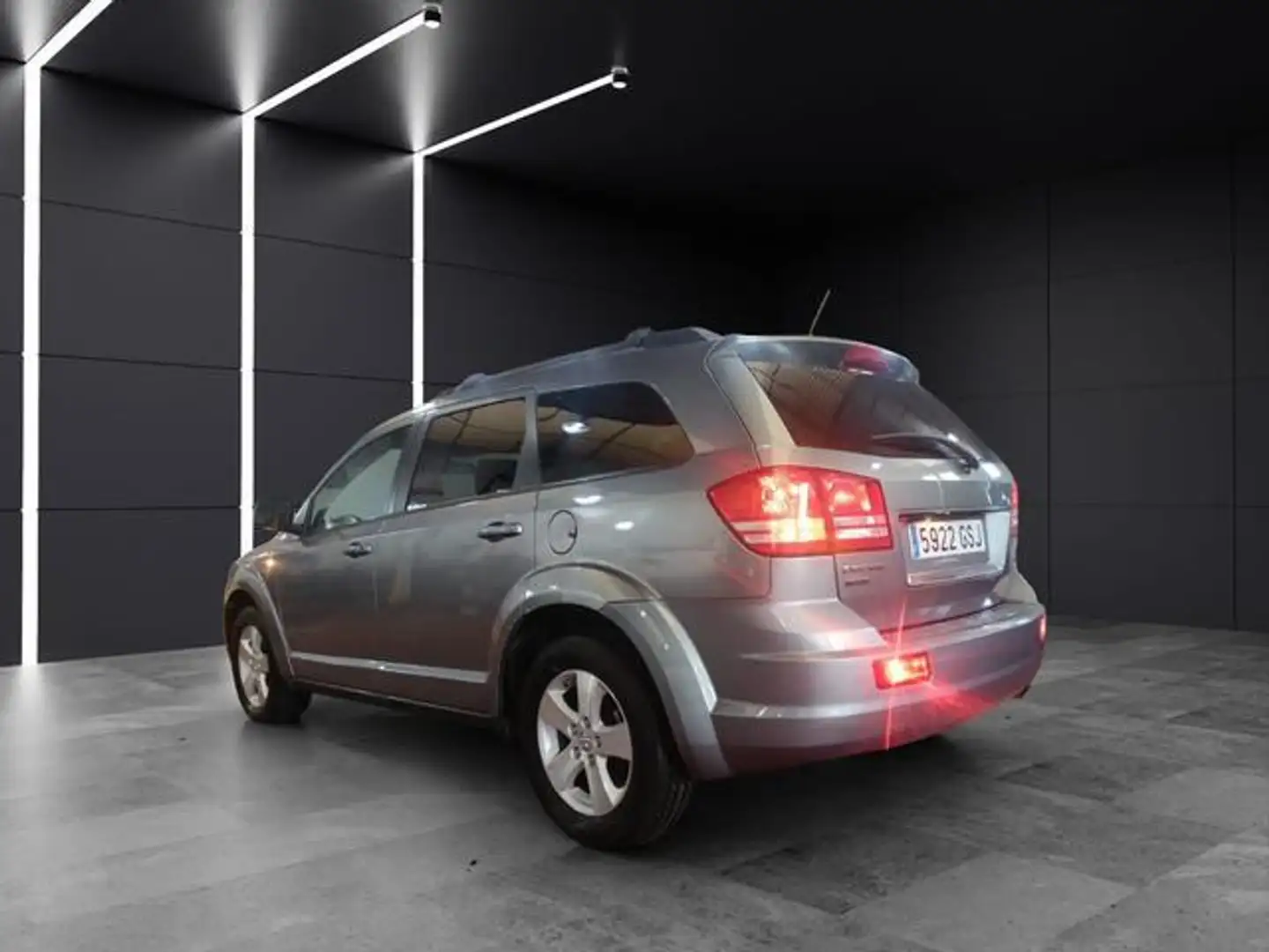 Dodge Journey 2.0CRD SXT Grijs - 2