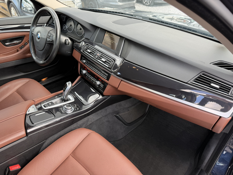 BMW 518 dA Berline - Xénon - Euro 6b - 1er propriétaire — photo 8
