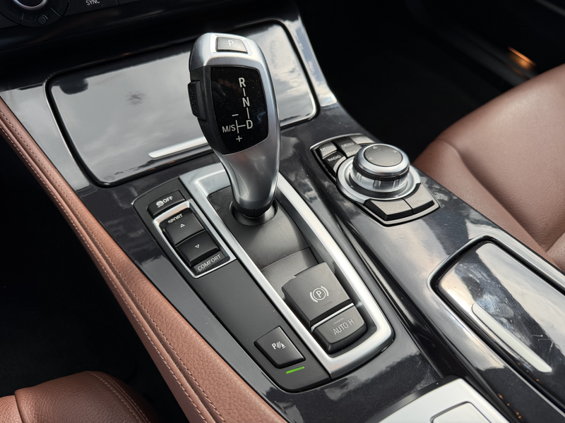 BMW 518 dA Berline - Xénon - Euro 6b - 1er propriétaire — photo 11