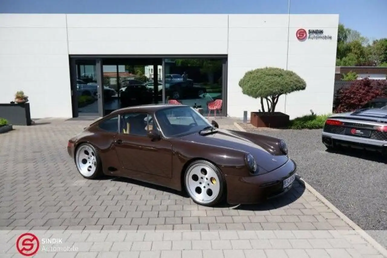 Porsche 964 Based- 911 H STROSEK Mega 30 Reimagined, foto 3