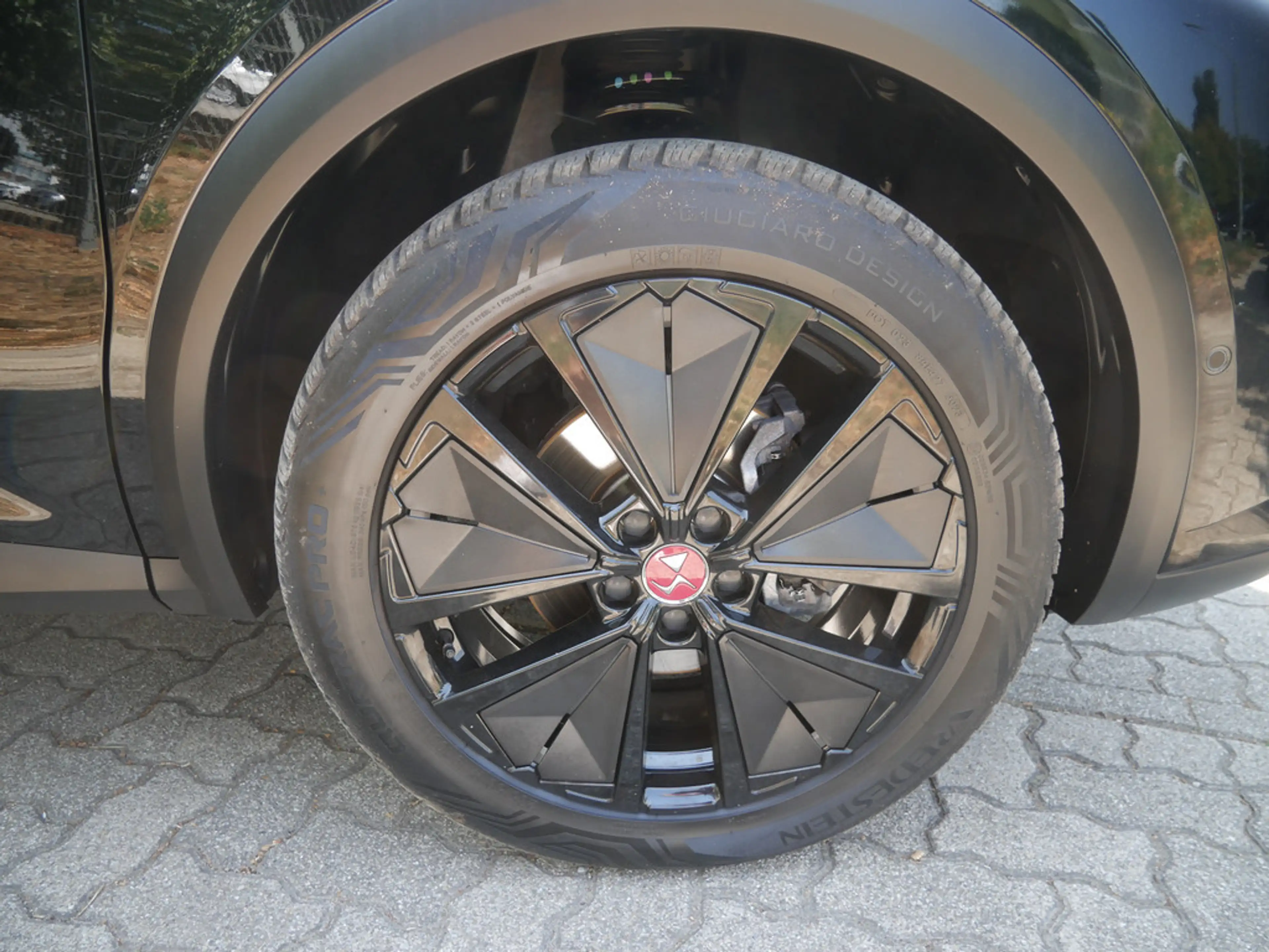 DS Automobiles DS 7 Crossback Performance Line+ BlueHDi 130 — photo 6