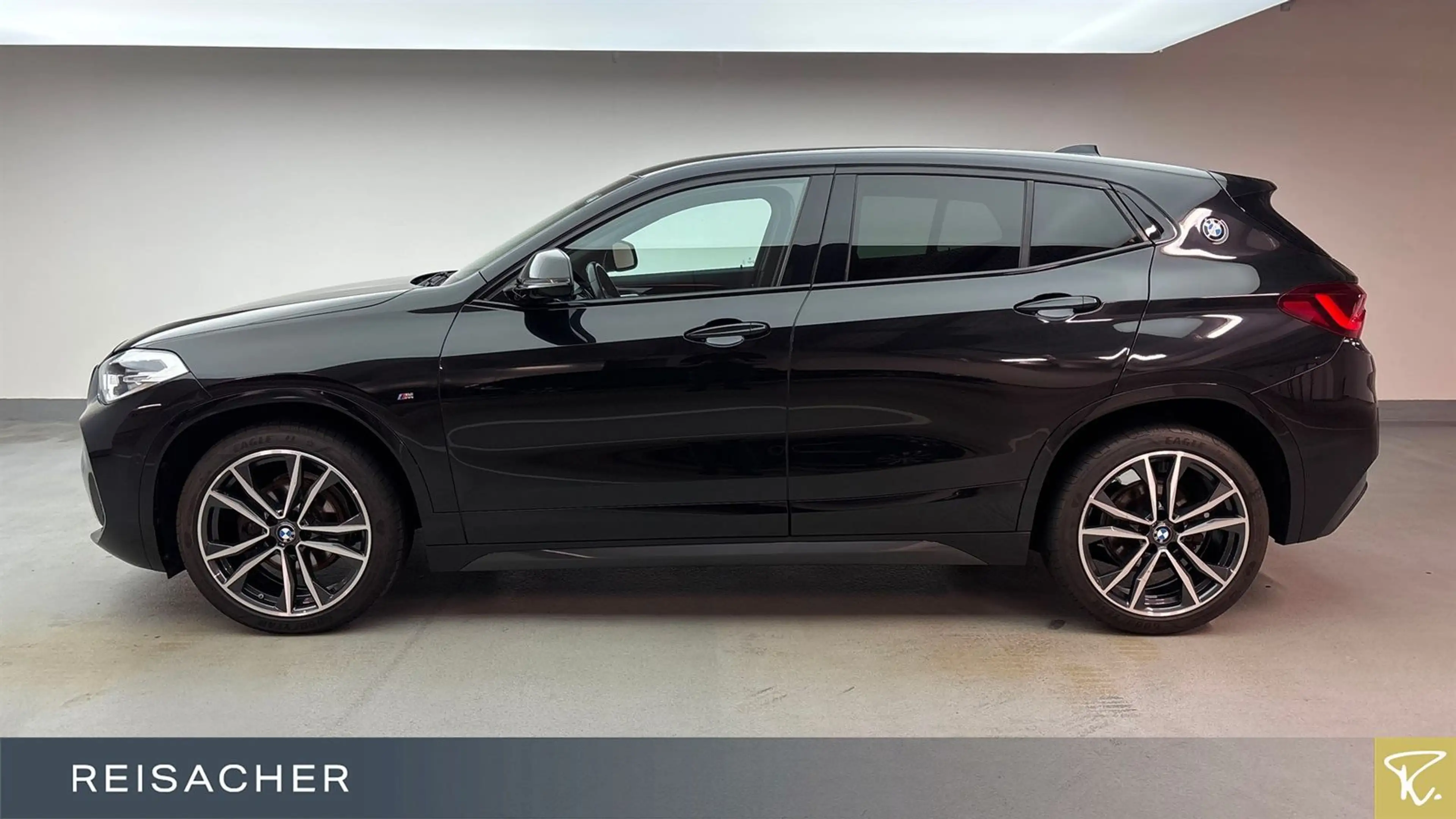 BMW X2 sDrive18i M-Sport Navi elHk PA LED SH — photo 9