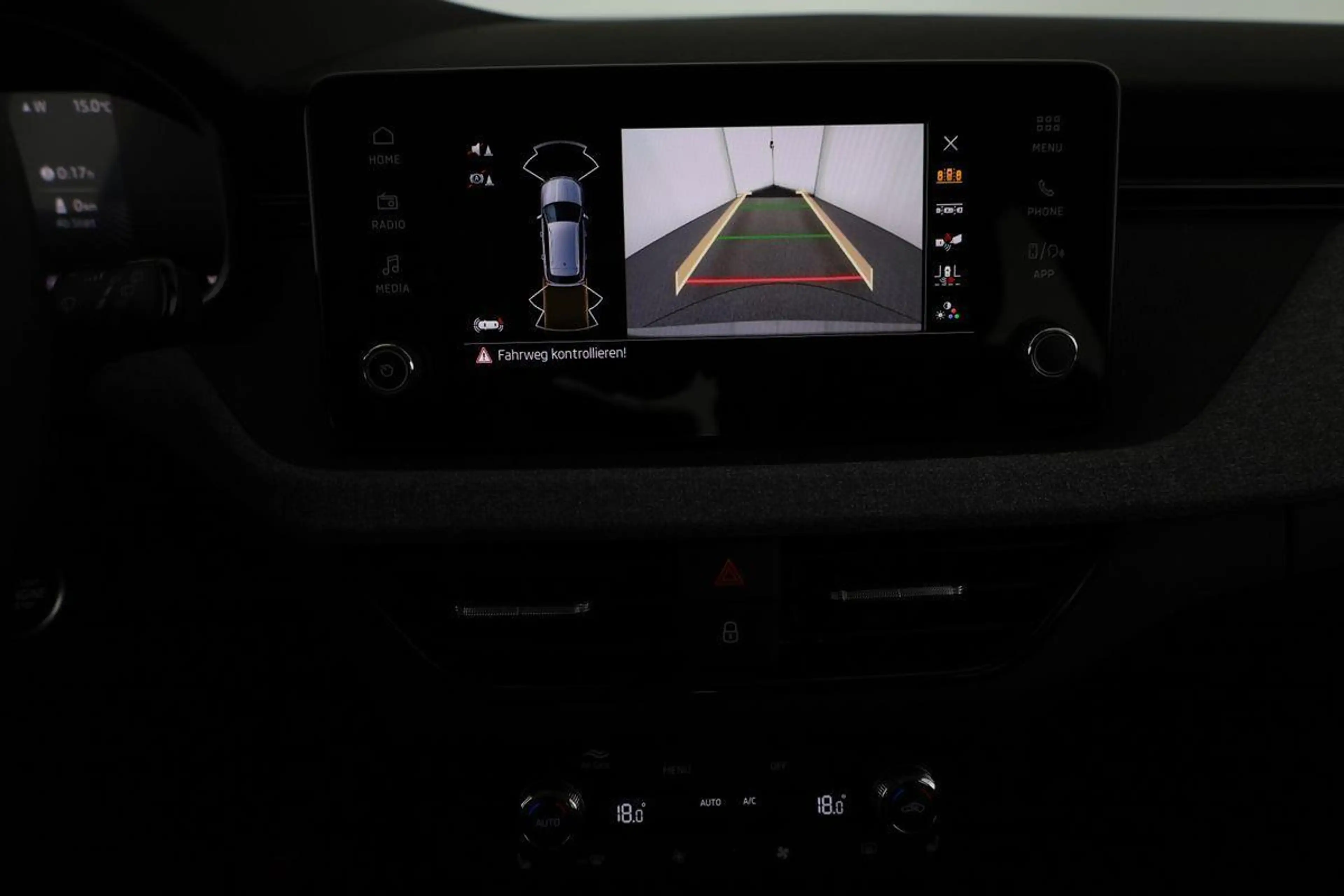 Skoda Kamiq Selection 1.5 TSI DSG Selection, AHK, LED, Kame... — photo 6