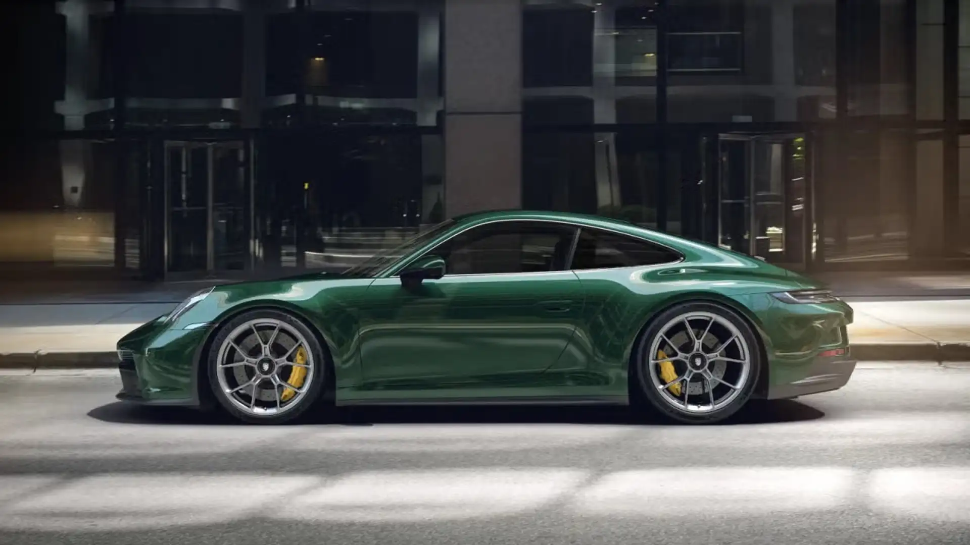 Porsche 992 GT3 Touring Groen - 2