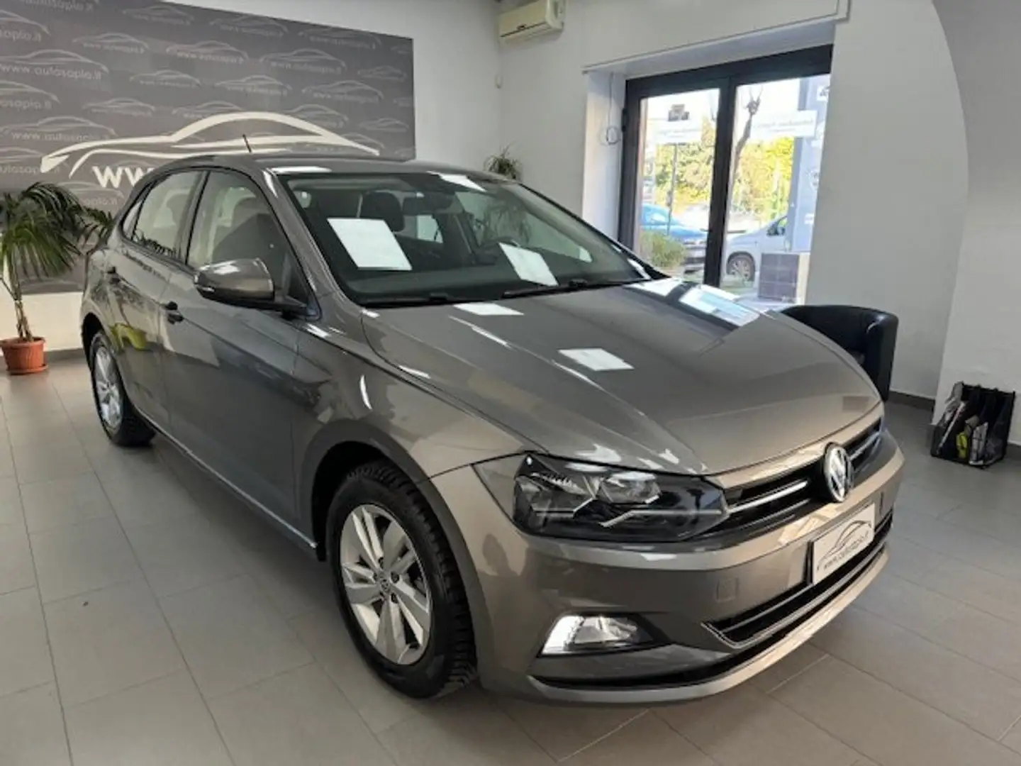 Volkswagen Polo 5p 1.6 tdi Comfortline 95cv KM CERT Grigio - 2