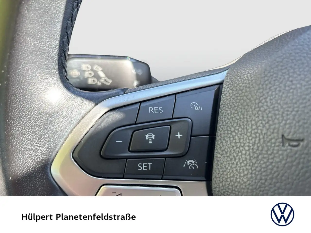 Volkswagen Golf VIII 1.0 LIFE ACC NAVI CARPLAY SITZHEIZUNG 14