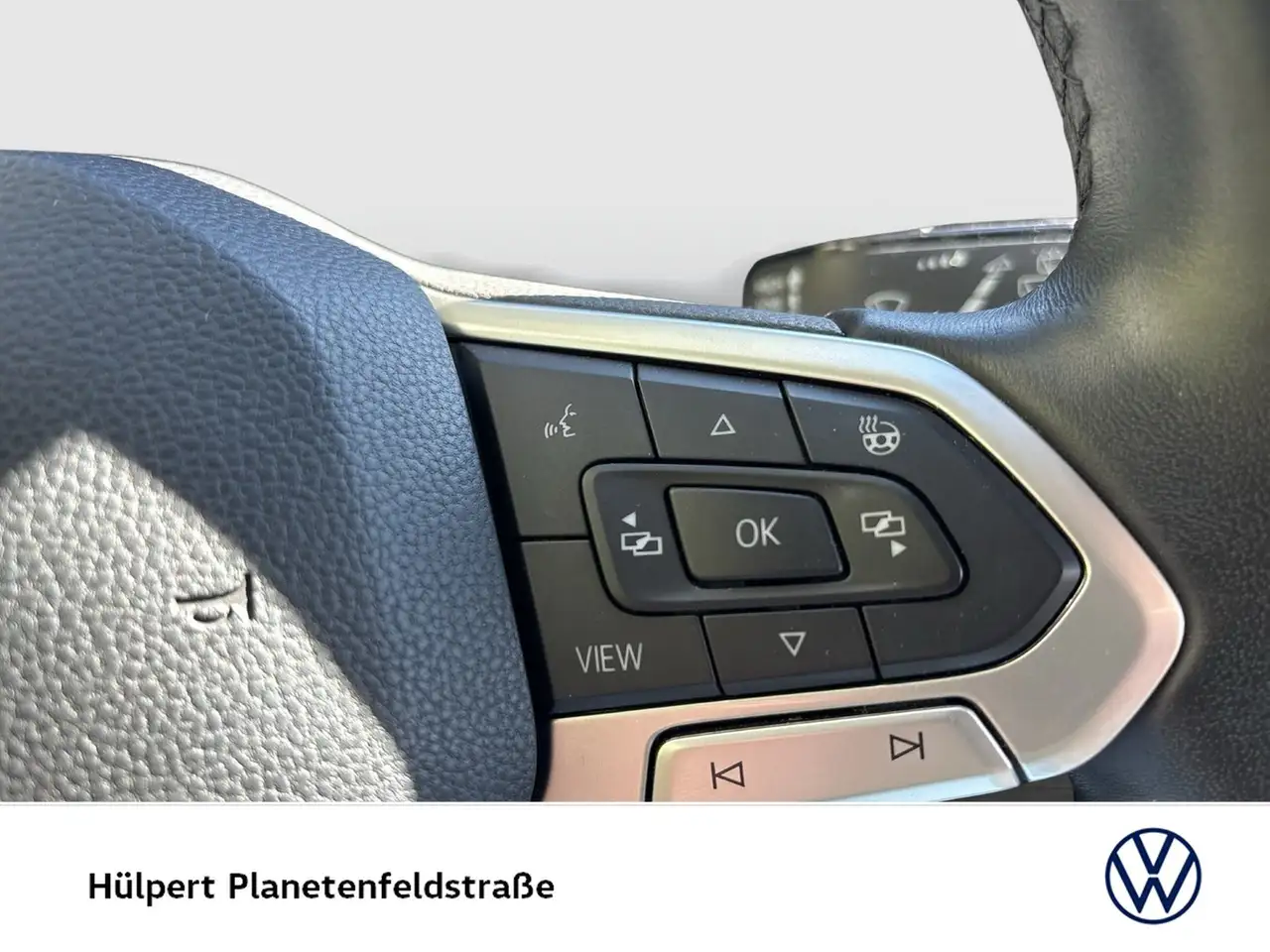Volkswagen Golf VIII 1.0 LIFE ACC NAVI CARPLAY SITZHEIZUNG 15