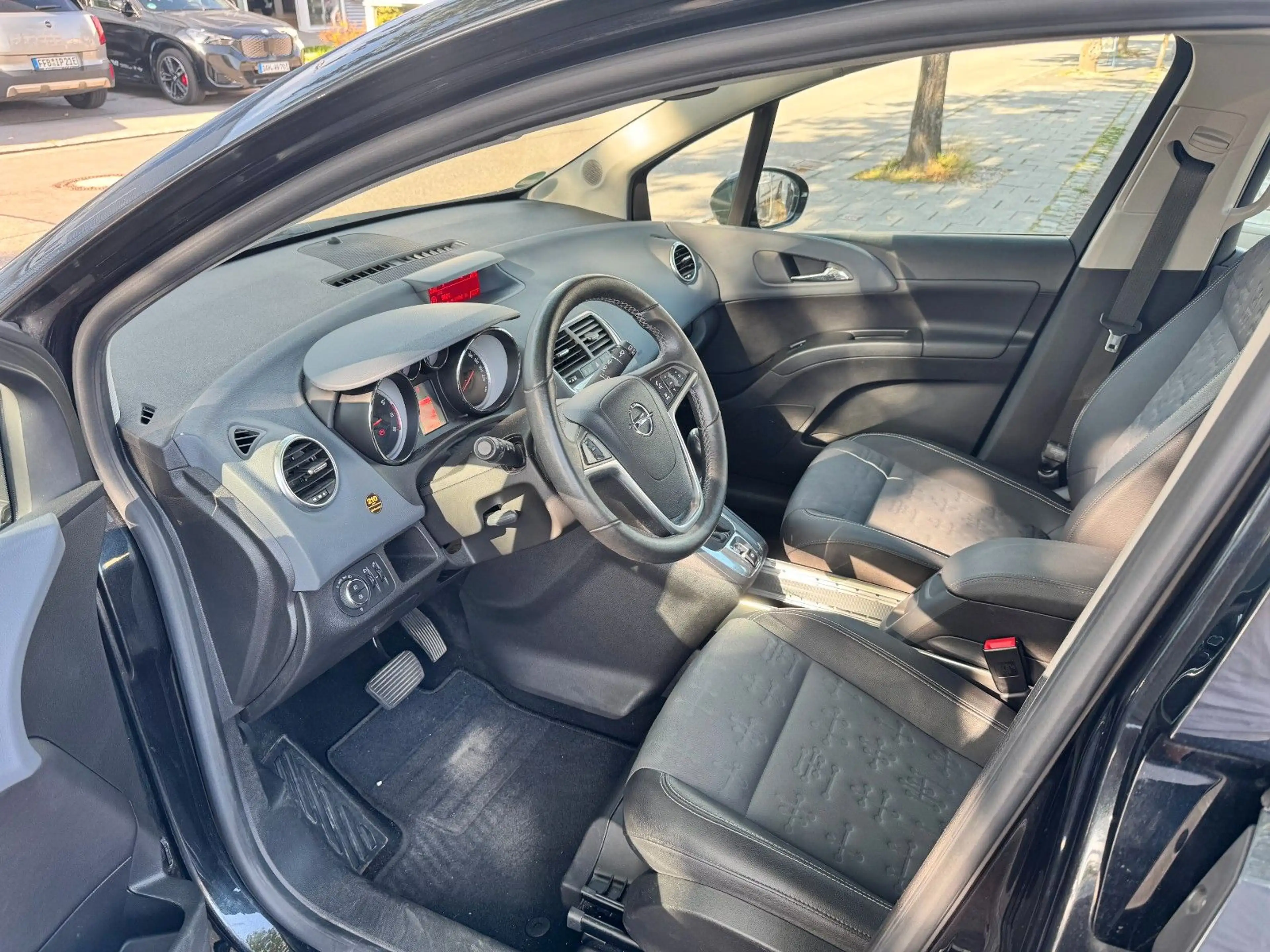 Opel Meriva 1.4 INNOVATION 88kW Automatik* Euro 6 — photo 6