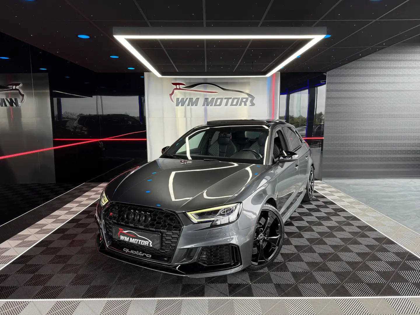 Audi RS3 RS3 Sportback // Bang&Olufsen // Pano // RS Seat Gris - 1