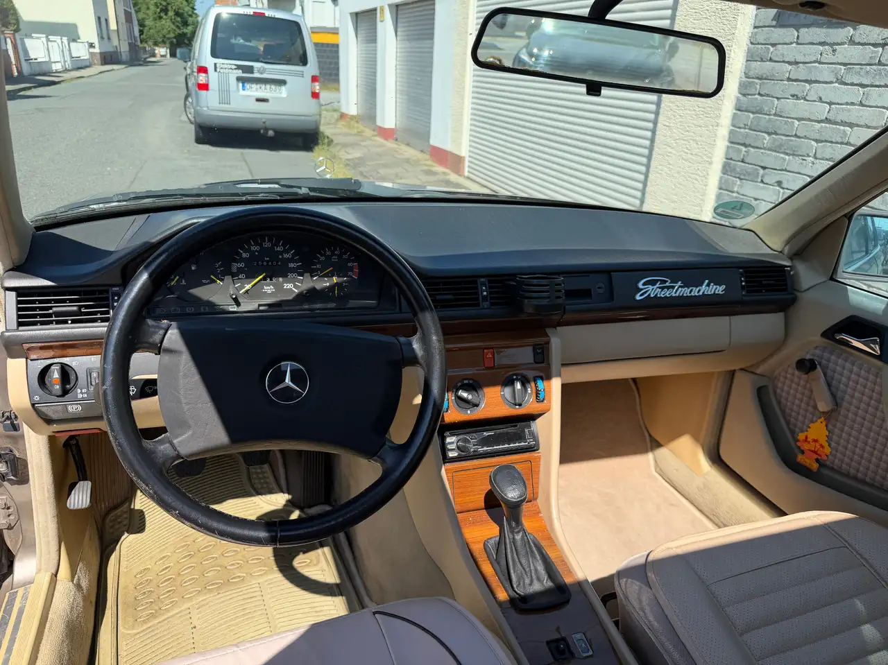 Mercedes-Benz 200 E 200, foto 9