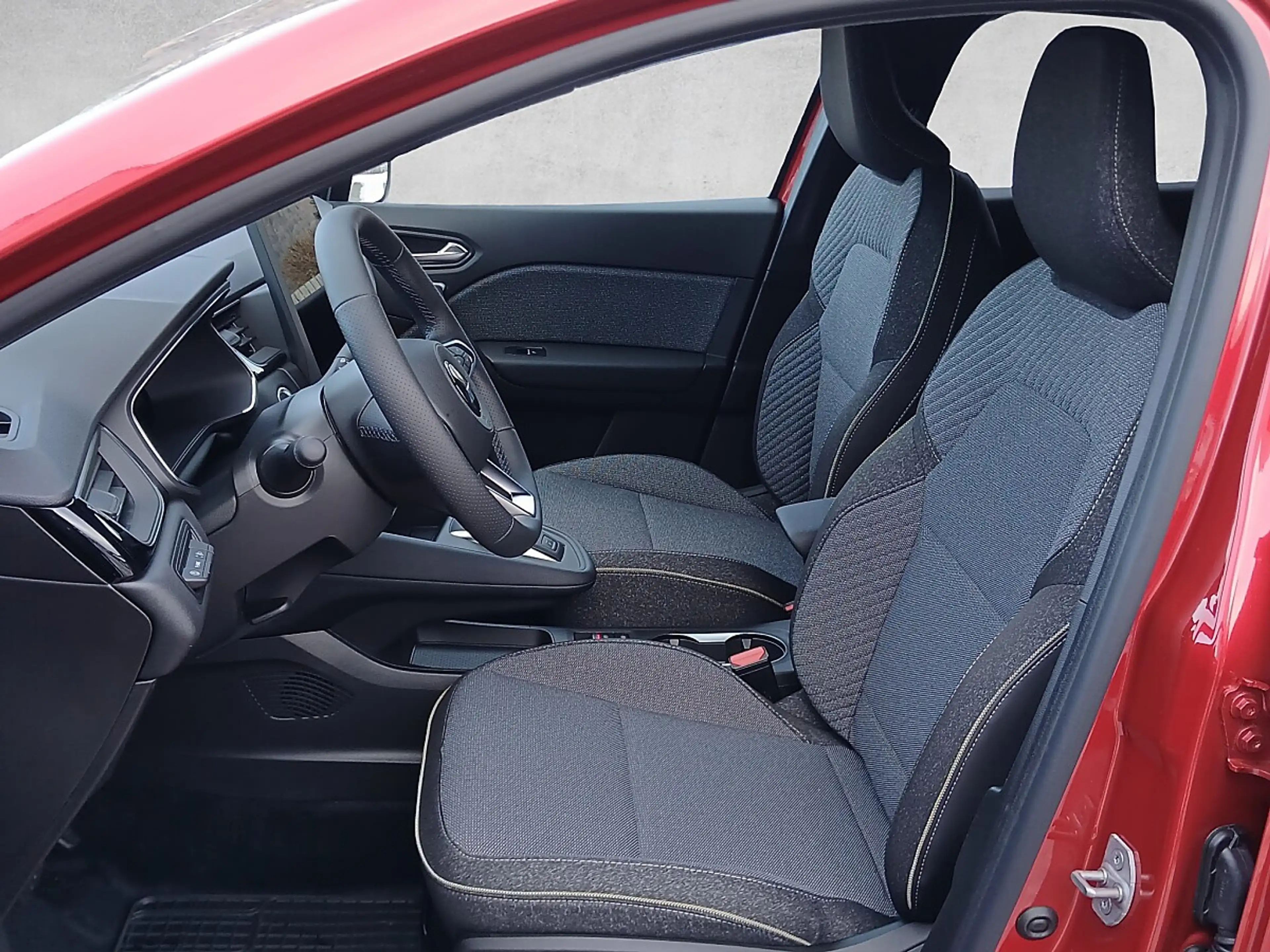 Mitsubishi Grandis Intense 1,8 HEV Aut.               ab *€ 30.820... — photo 9
