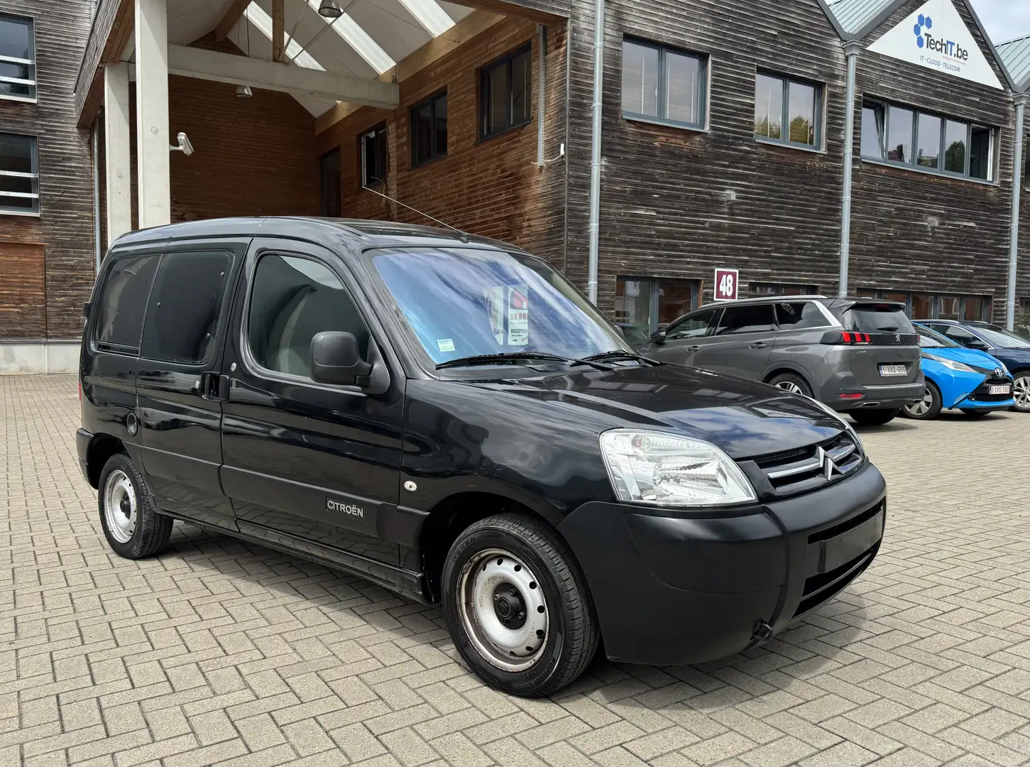 Citroen Berlingo 1.6 HDI CLIM. GARANTIE 12MOIS CARPASS C.T. Noir - 2