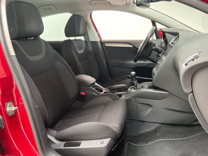 Citroen C4 Lim Klima Sitzheiz Carplay Tempomat PDC AHK — photo 12