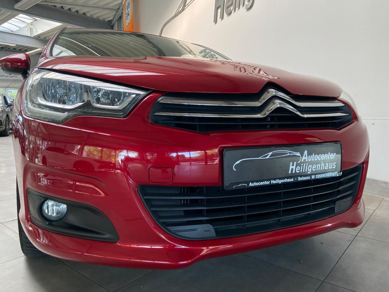 Citroen C4 Lim Klima Sitzheiz Carplay Tempomat PDC AHK