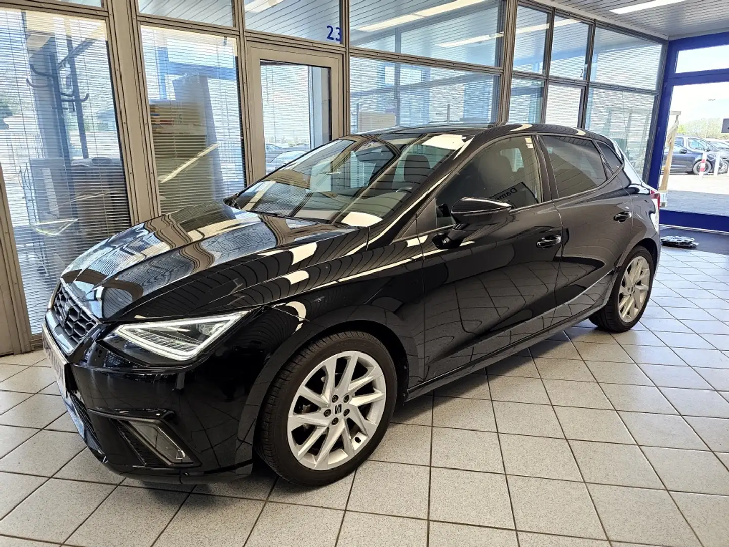 SEAT Ibiza FR Navi,LED,Sitzheizung,Mirror Link,PDC Noir - 2