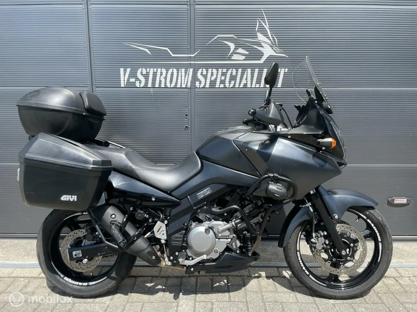 Suzuki V-Strom 650 DL Black Rhino Zwart - 1