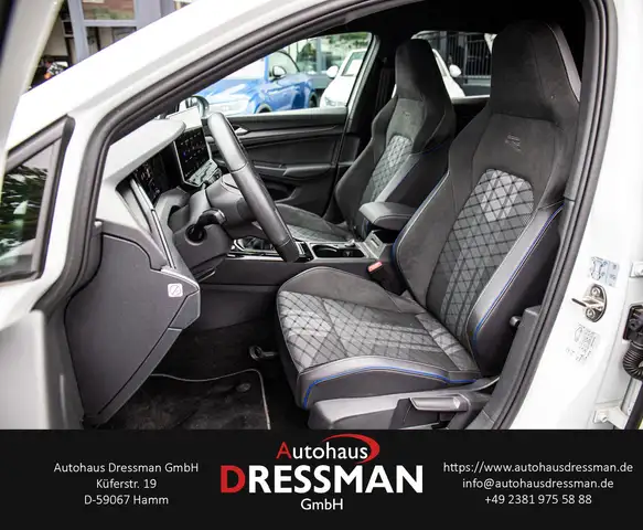 Volkswagen Golf view 11