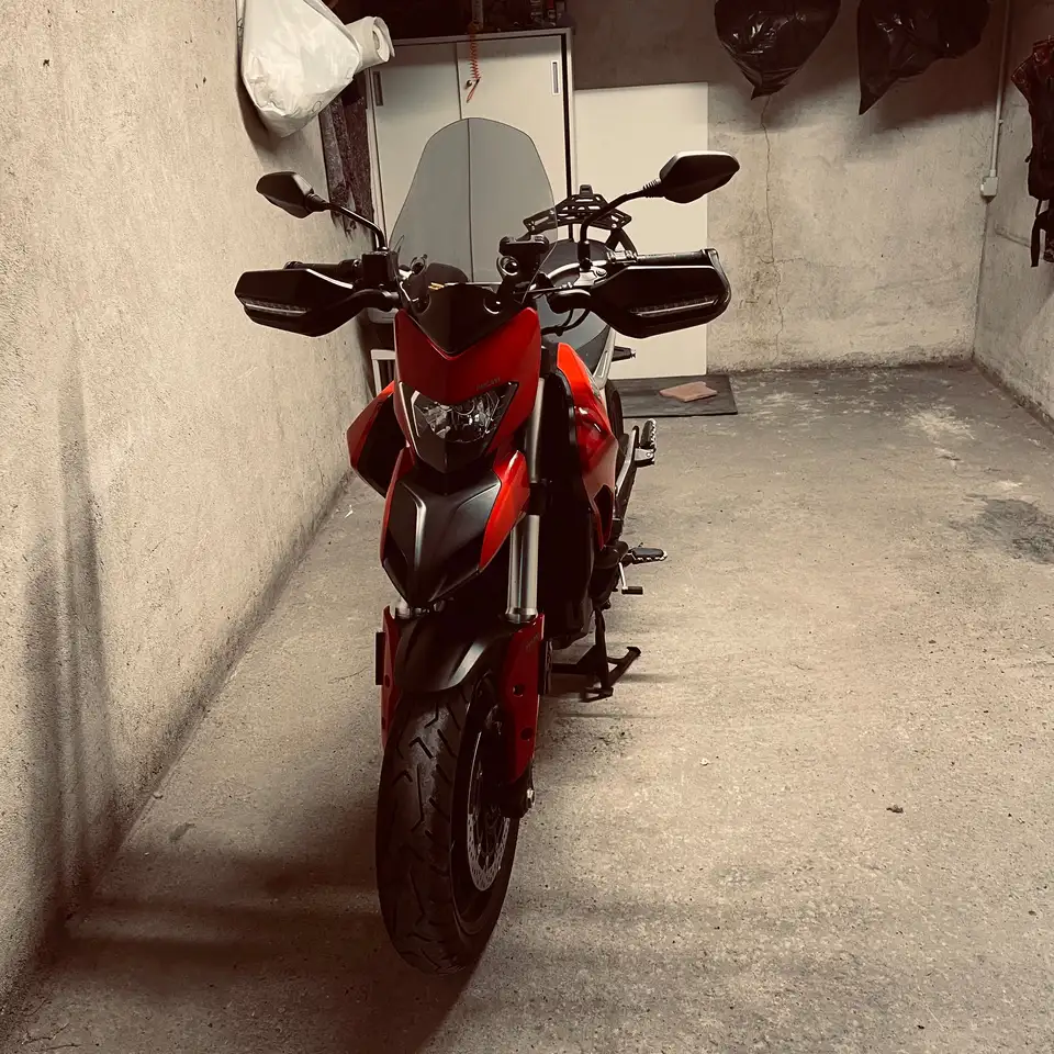 Ducati Hyperstrada