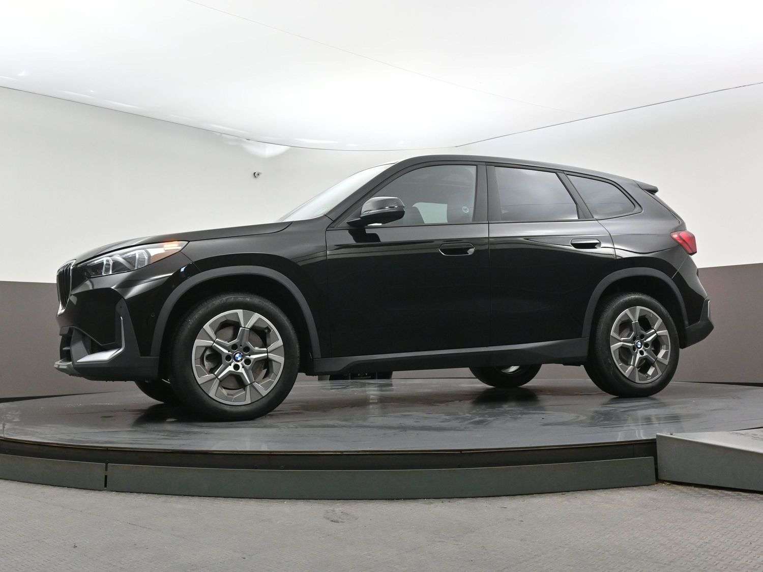2025 BMW X1 XDRIVE28I Call 902-466-9550 6 Pass, Apple Carplay/ thumb 37