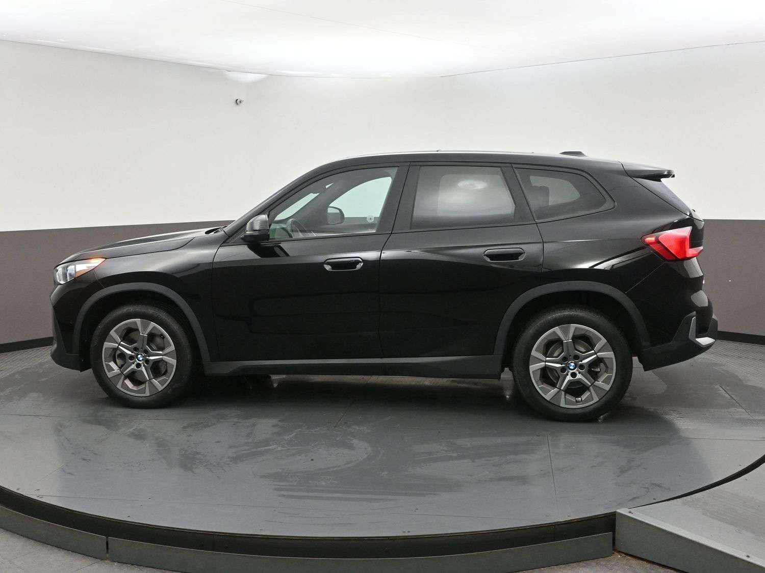 2025 BMW X1 XDRIVE28I Call 902-466-9550 6 Pass, Apple Carplay/ thumb 28