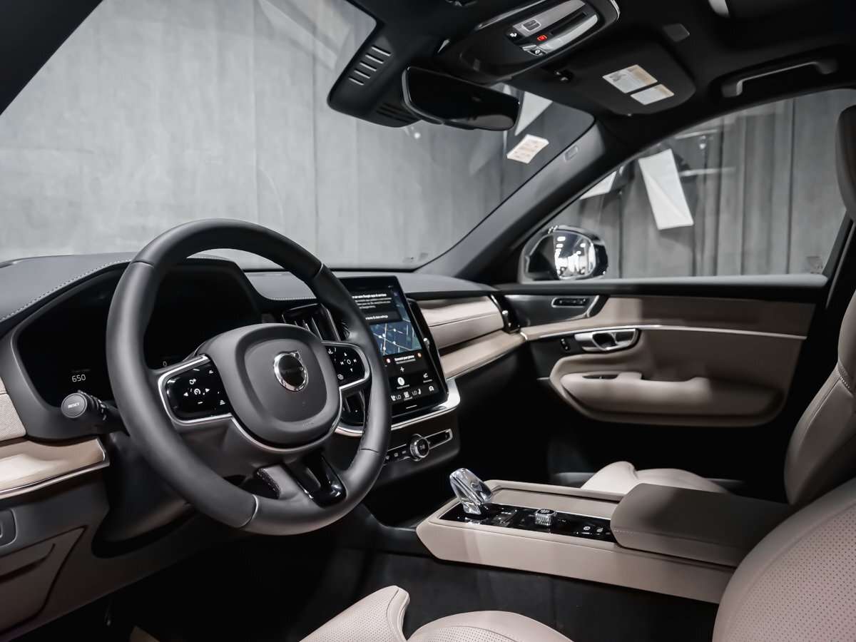 2026 Volvo XC90 Ultra 7-Seater (Dark Theme) thumb 7