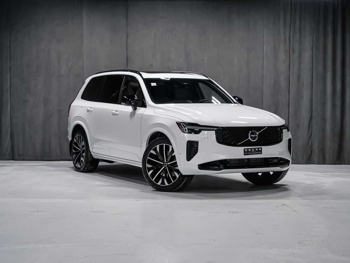 2026 Volvo XC90 Ultra 7-Seater (Dark Theme) alt 2