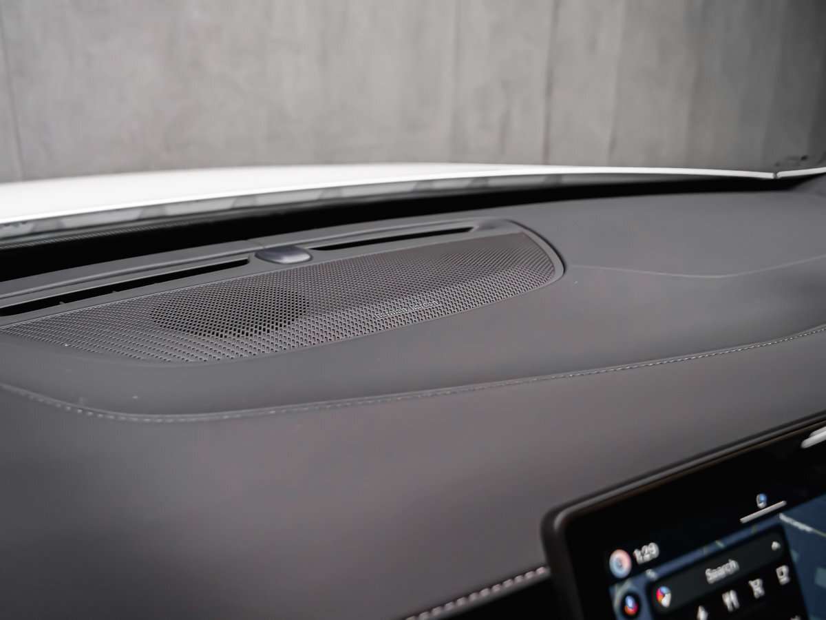 2026 Volvo XC90 Ultra 7-Seater (Dark Theme) thumb 13