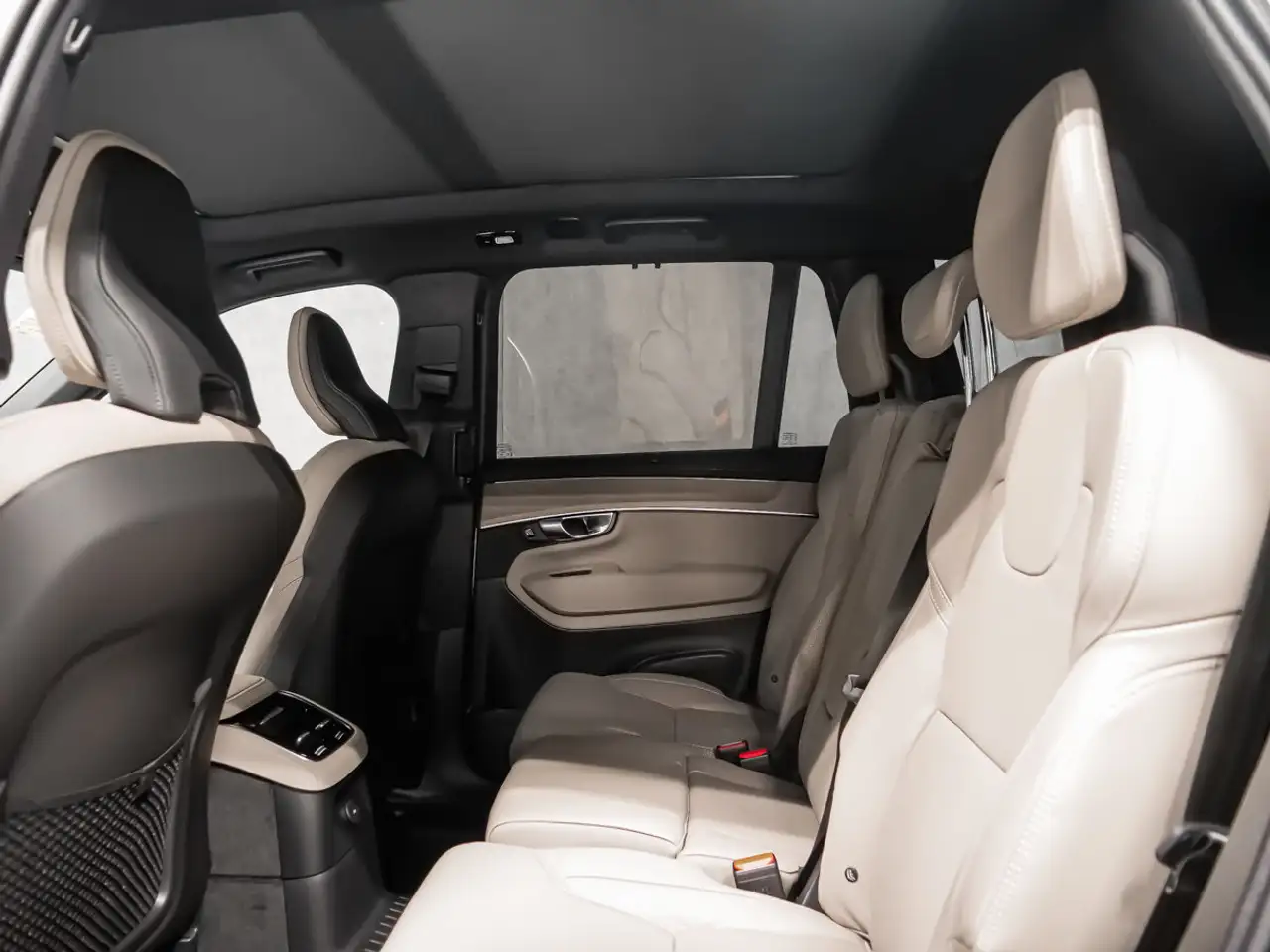 Volvo XC90 снимка Volvo XC90