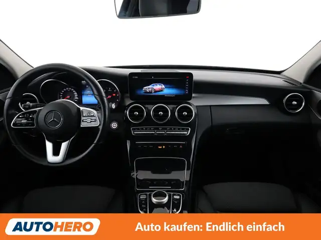 Mercedes-Benz C-Class view 12