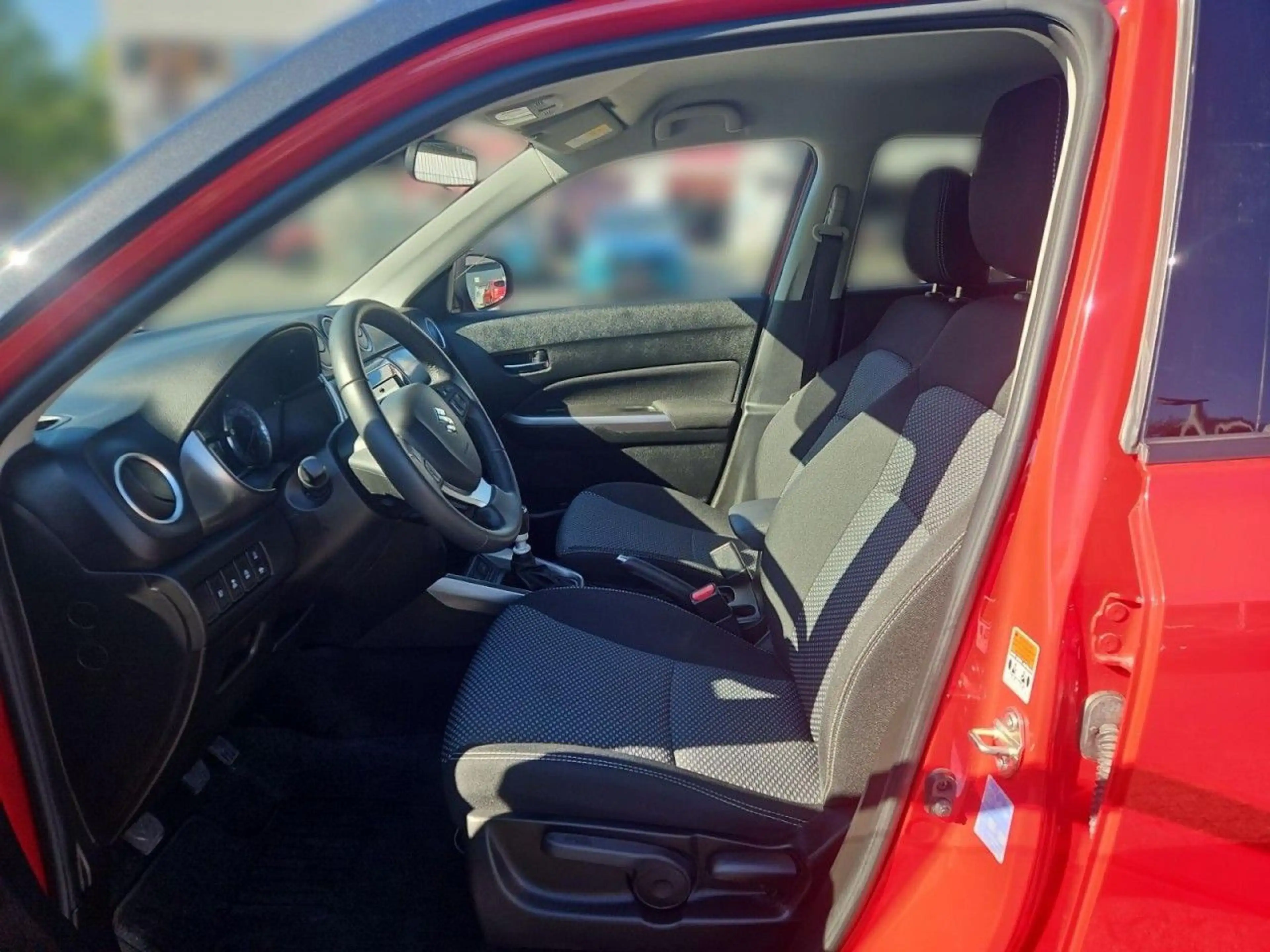 Suzuki Vitara 1.4 DITC Hybrid Comfort adapt. Tempomat — photo 8
