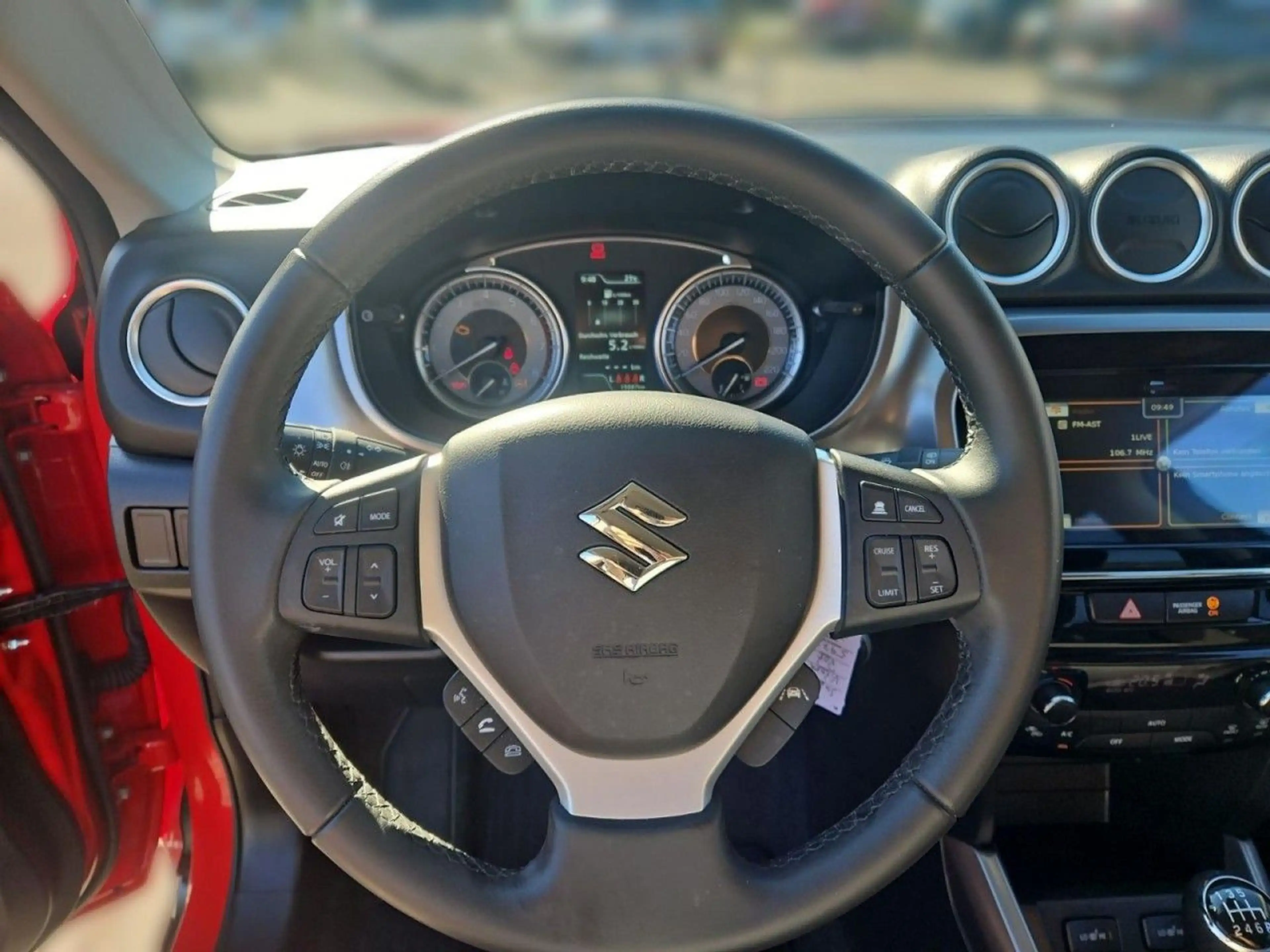 Suzuki Vitara 1.4 DITC Hybrid Comfort adapt. Tempomat — photo 9
