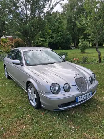 Jaguar S-Type R 4.2 V8 Suralimenté